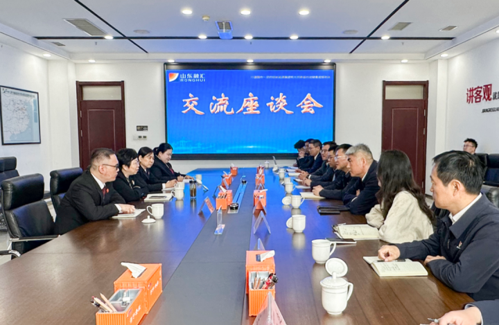 济宁高新区法院客人到AYX平台-AYX（中国）一站式服务平台
座谈交流